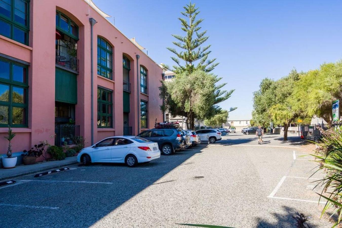 West End Warehouse Historical Opposite Beach Fremantle Esterno foto